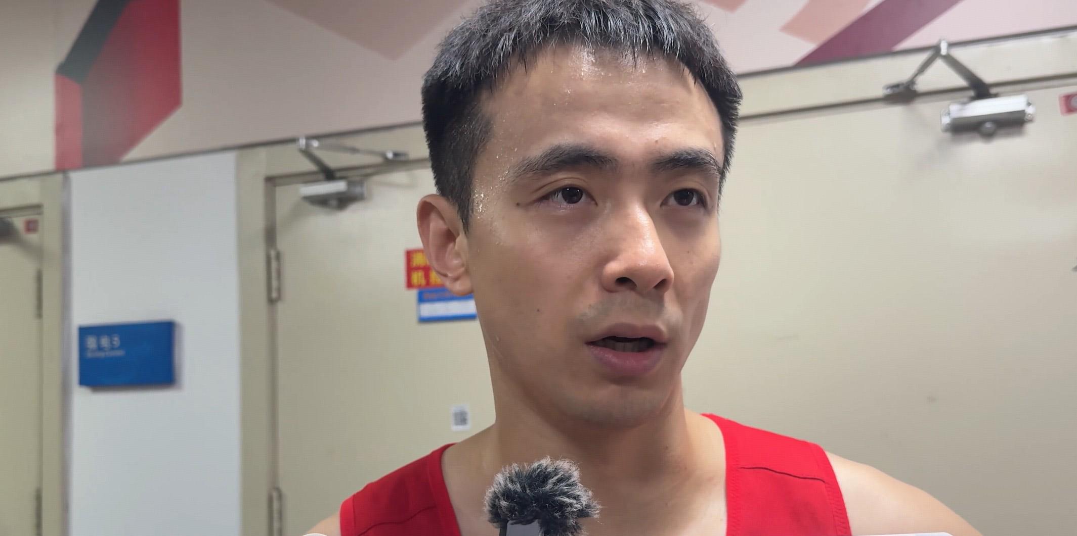 赵继伟：这不是我而是中国队的主场，对日本队印象不太好说