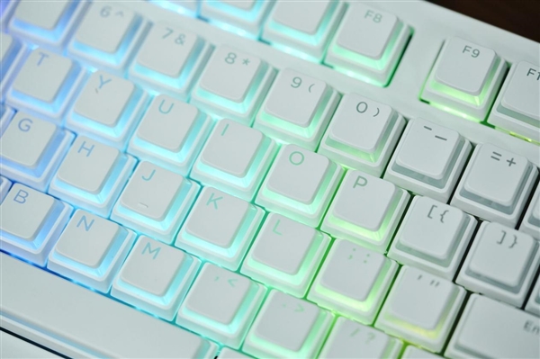 首发2nm M6芯片！苹果全新Mac mini开启预购：6999元起价格大涨