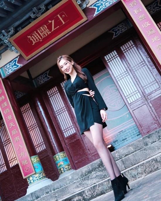 歌手自曝乘网约车在高速上出车祸:司机压线行驶撞上半挂
